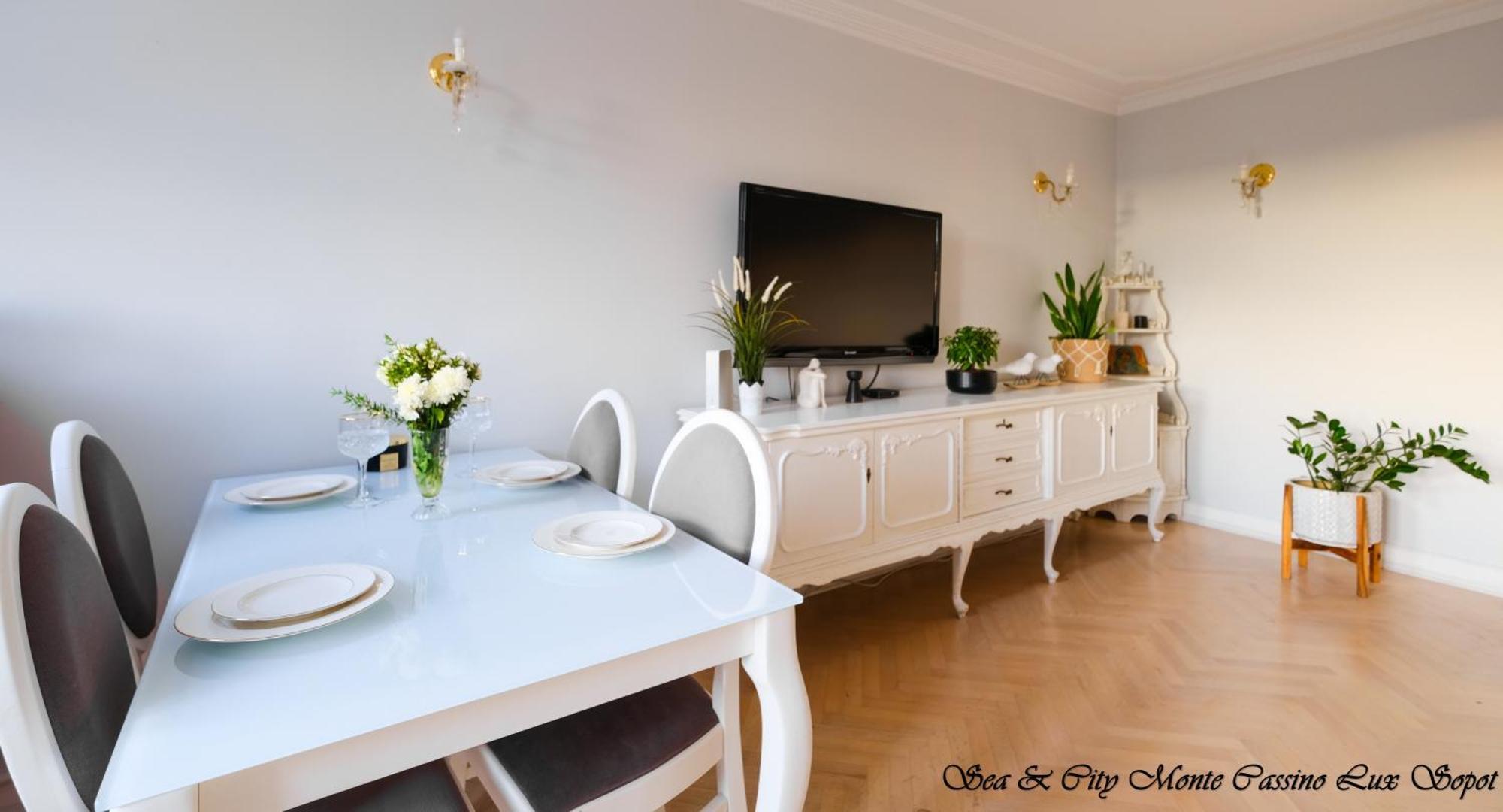 Sea & City 50 M Monte Casinno 100 M Beach Apartments Lux Сопот Екстериор снимка